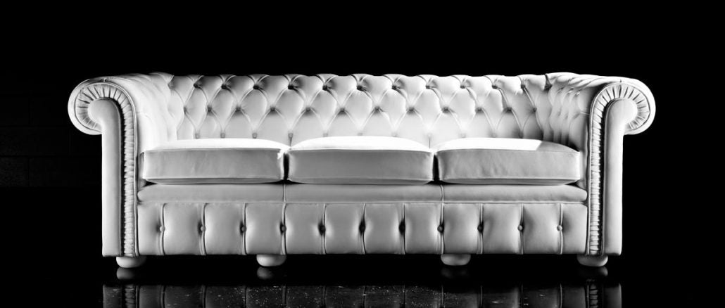 Canapé Chesterfield assise coussins